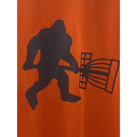 Disc Golf Shirt SASQUATCH Carrying BASKET Vinyl Custom Logo XL T-Shirt ORANGE - Picture 2 of 7